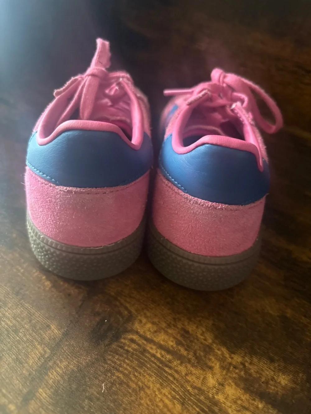 Hot pink girls adidas ortholite sneakers